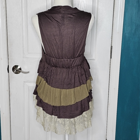 Buckle Brand Vest Brown Pink Lace Ruffles Medium - Picture 9 of 14
